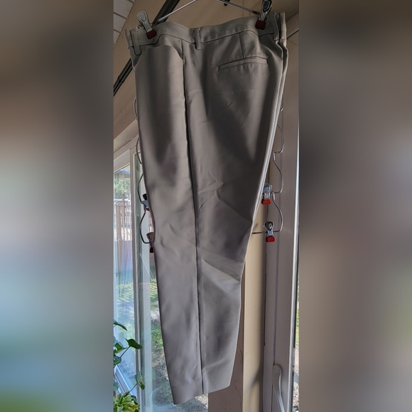 Grey crop slacks, feminine flower blouse - Picture 3 of 6